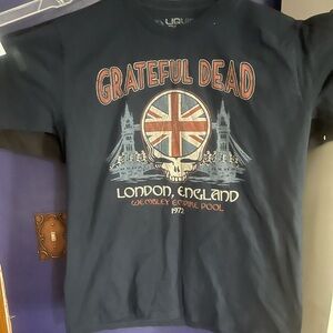 Grateful Dead Liquid Blue newer shirt commentating 1972 London concerts. Large